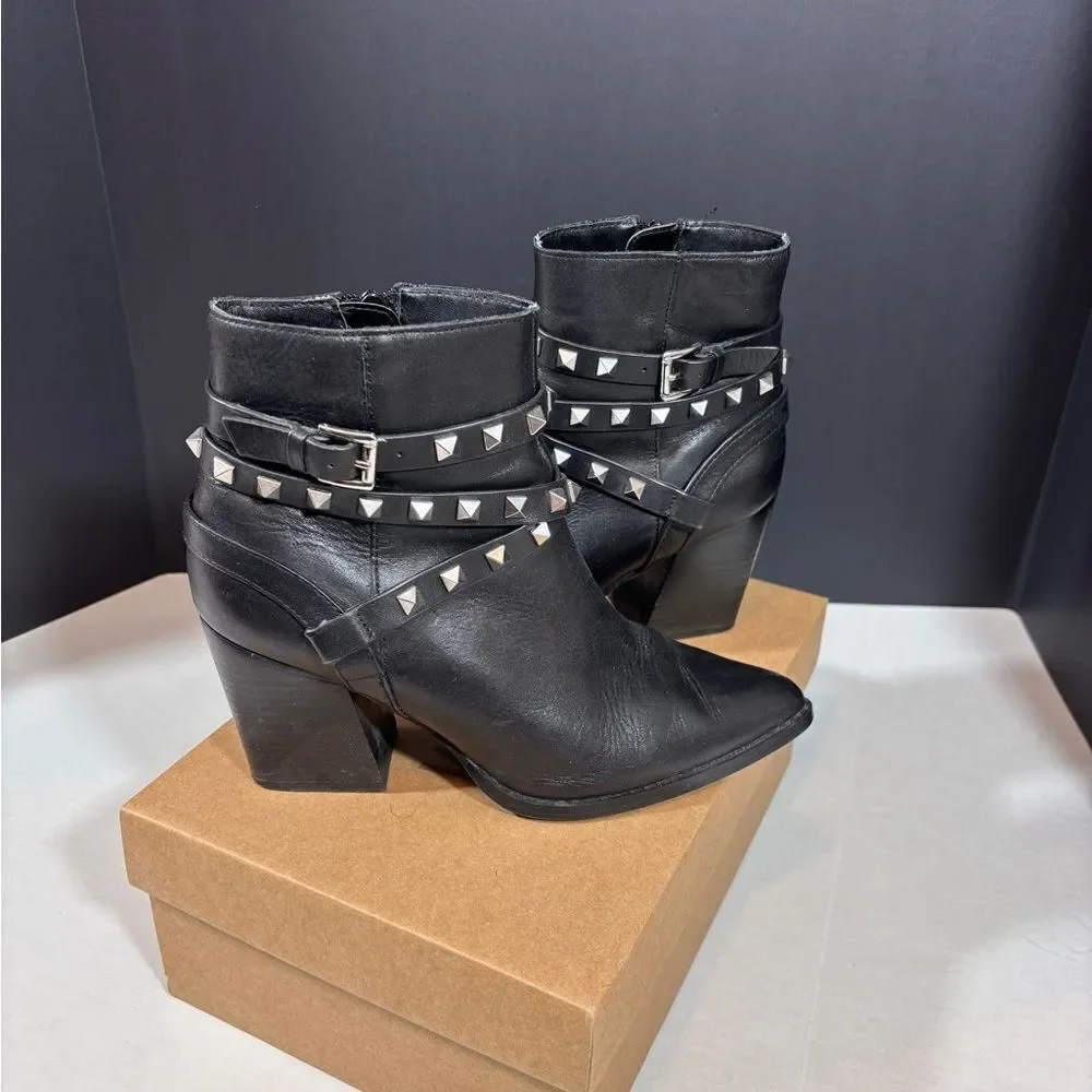 Steven Madden Cala Studded Leather Ankle Boot | Size 8 *no box*